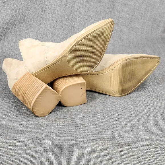 Steve Madden Chaya Block Heeled Western Leather Bootie. - Picture 9 of 13